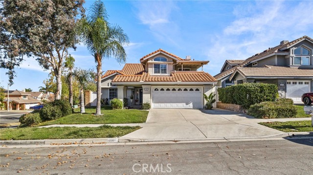 Detail Gallery Image 1 of 37 For 2381 Pepperwood Ln, Corona,  CA 92882 - 4 Beds | 3 Baths