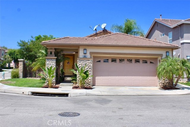 403 Blue Jay Drive Brea, California ***NO PET Please*** Highly upgraded home in desirable Olinda Ranch with 3Bed/2Bath/2Car/1,050SF. This immaculate home has granite kitchen countertops, upgraded maple cabinetry, in-ceiling surround sound speakers, fireplace, wood plantation shutters, custom built media alcove, pantry & dry bar, upgraded wood flooring & security system. French door leads to beautifully landscaped backyard. Walking distance from park w/ picnic area, basketball court & playground. Excellent Brea-Olinda School District. Gardener service is included in the rent.