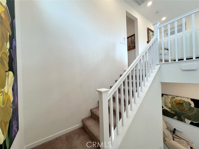 20910 Jennings Way, Newhall CA: https://media.crmls.org/medias/a9f56176-2bc2-495d-a36a-f1ebfac0b0fc.jpg