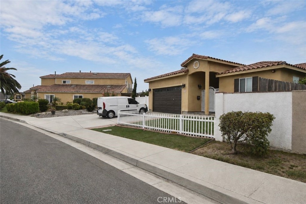 MLS #PW26151476 image #2