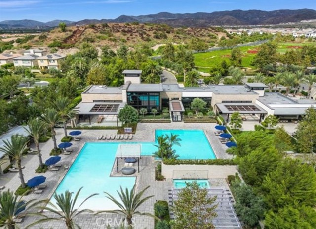 62 Pelican Lane, Irvine CA: https://media.crmls.org/medias/a9f60d6c-2b6a-46ed-bd95-df24f3d5b395.jpg