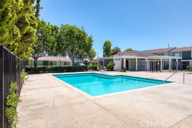 8515 Edgebrook Drive, Garden Grove CA: https://media.crmls.org/medias/a9f645b8-aa3b-4e1f-9a16-72d027720300.jpg
