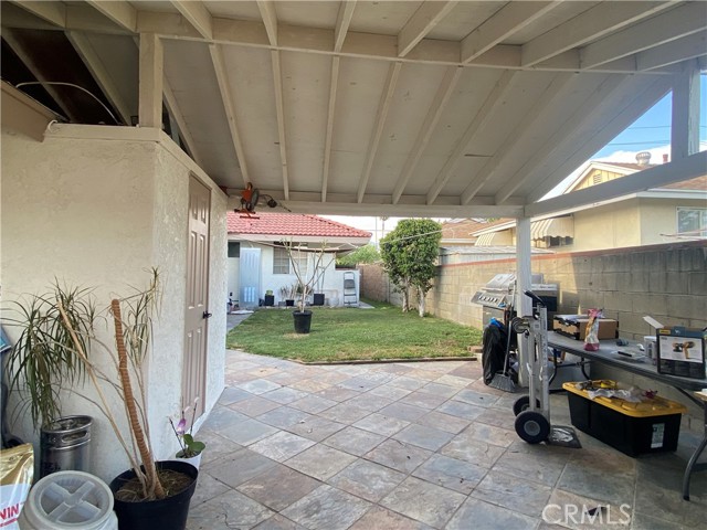 Detail Gallery Image 5 of 19 For 1776 San Bernardino Ave, Pomona,  CA 91767 - 4 Beds | 2 Baths