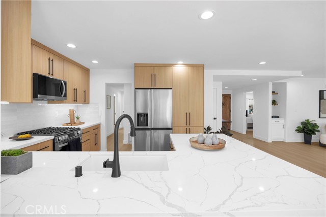 Image 18 of 60 For 21032 Shepherd