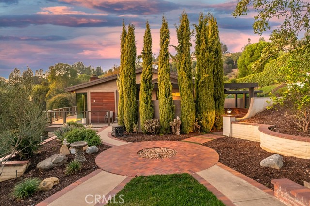 A9f6f075 C1f5 4ecd 9145 64efe6b9243d