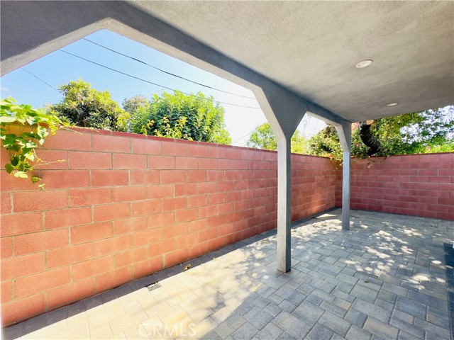 17522 Lemay Street, Lake Balboa CA: https://media.crmls.org/medias/a9f74686-a02e-46ee-8dbf-3912c098e80a.jpg