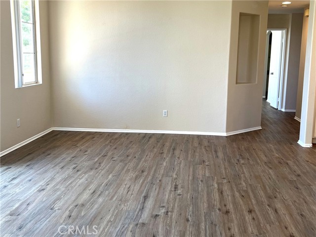 7997 E Viewrim, Anaheim Hills CA: https://media.crmls.org/medias/a9f79de8-4653-48da-89c7-01bd7ffcabf1.jpg