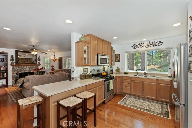 31816 Silver Spruce Drive, Running Springs CA: https://media.crmls.org/medias/a9f7ead8-c95a-42e0-b580-f5b9bf959654.jpg