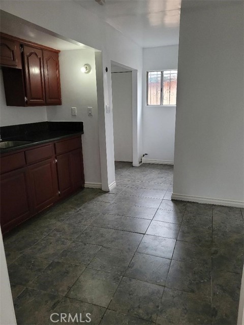 Image 3 for 657 W 66Th St, Los Angeles, CA 90044