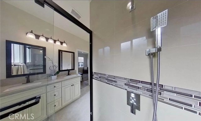 7792 Liberty Drive, Huntington Beach CA: https://media.crmls.org/medias/a9f921f7-3daf-422d-9a47-c36ec7efcc65.jpg