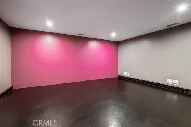 Detail Gallery Image 4 of 26 For 857 E 109th, Los Angeles,  CA 90059 - 4 Beds | 2 Baths