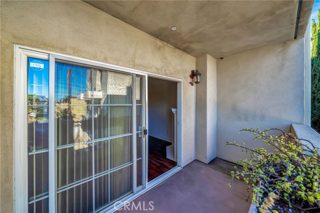 Detail Gallery Image 40 of 75 For 15206 Burbank Bld #209,  Sherman Oaks,  CA 91411 - 2 Beds | 2/1 Baths