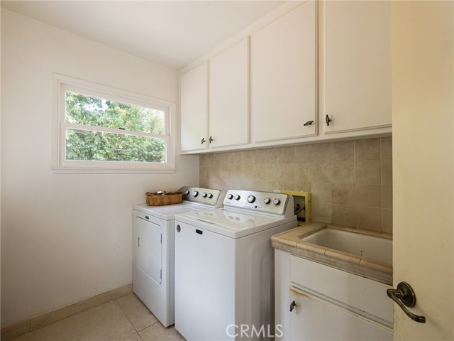 5046 Range Horse Lane, Rolling Hills Estates CA: https://media.crmls.org/medias/a9fa82d7-d15e-47f3-94b7-6cd3dc6832b9.jpg