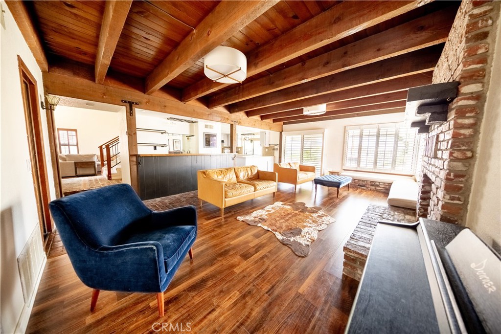 MLS #IV25137245 image #5