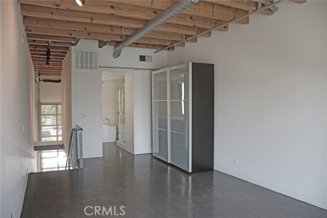 Detail Gallery Image 22 of 34 For 113 E City Place Dr, Santa Ana,  CA 92705 - 1 Beds | 2/1 Baths