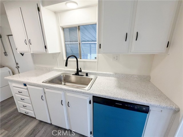 Detail Gallery Image 5 of 26 For 104 Sir Tristram Dr #104,  Riverside,  CA 92507 - 2 Beds | 1 Baths