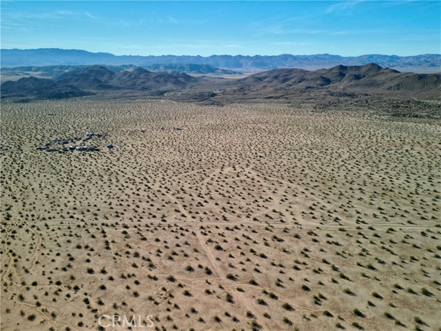 Detail Gallery Image 17 of 20 For 63305 Ranier Rd, Joshua Tree,  CA 92252 - – Beds | – Baths