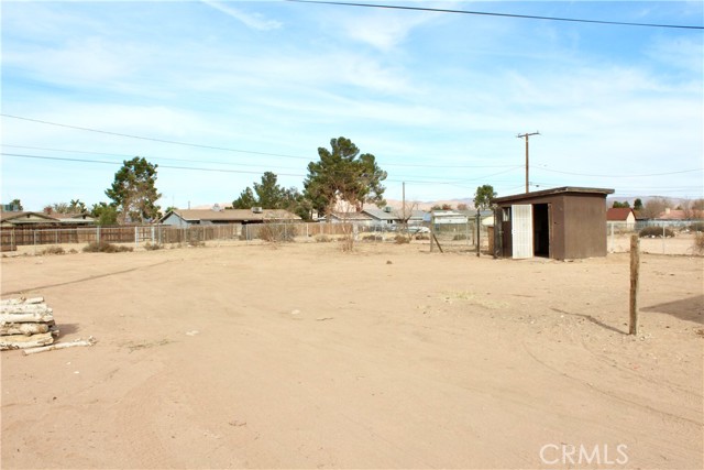 Detail Gallery Image 24 of 27 For 21964 Arapahoe Ave, Apple Valley,  CA 92307 - 3 Beds | 2 Baths