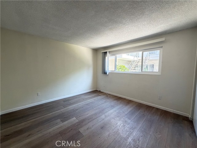 Detail Gallery Image 6 of 13 For 13829 Christine #D,  Whittier,  CA 90605 - 2 Beds | 1 Baths