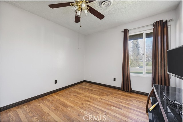 7519 Man O War Street, Bakersfield CA: https://media.crmls.org/medias/a9fc8fba-39b8-492b-95f5-a3de6d99fc51.jpg