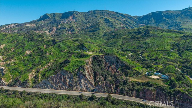 Detail Gallery Image 4 of 35 For 18500 S Mountain Rd, Santa Paula,  CA 93060 - – Beds | – Baths