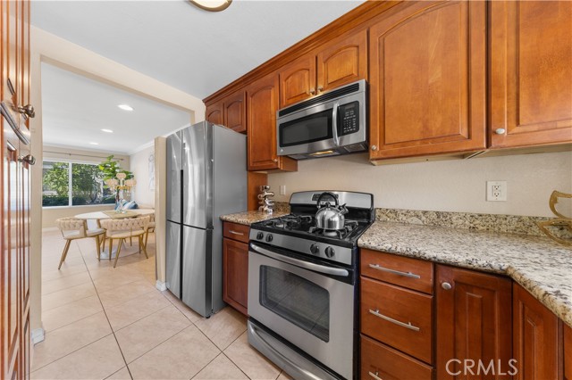54 Kazan Street, Irvine CA: https://media.crmls.org/medias/a9fcda5b-07d4-4d6b-958f-a492a4bcc2e0.jpg