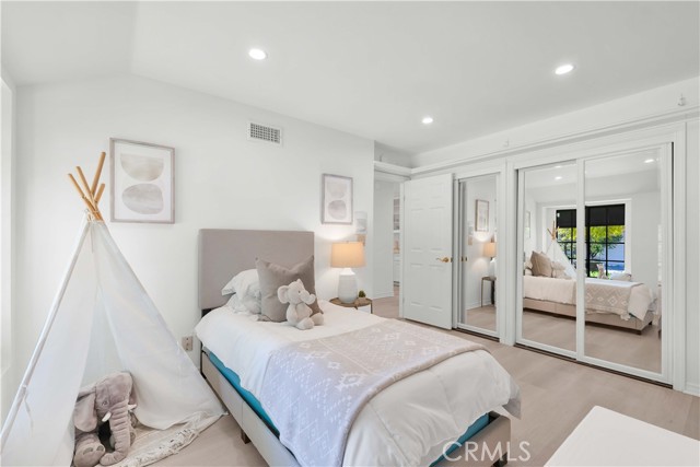Detail Gallery Image 21 of 33 For 21 Santa Catalina Dr, Rancho Palos Verdes,  CA 90275 - 4 Beds | 3/1 Baths
