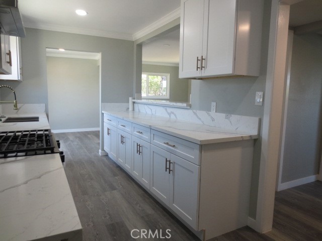 1403 W Elder Avenue, Santa Ana CA: https://media.crmls.org/medias/a9fd22f7-0fcd-4da8-b910-888301289655.jpg