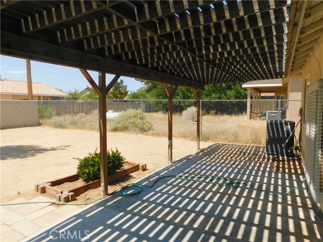 9330 Irene Avenue, California City CA: https://media.crmls.org/medias/a9fd3039-ad8b-4f42-8c77-85c6388a5c0b.jpg