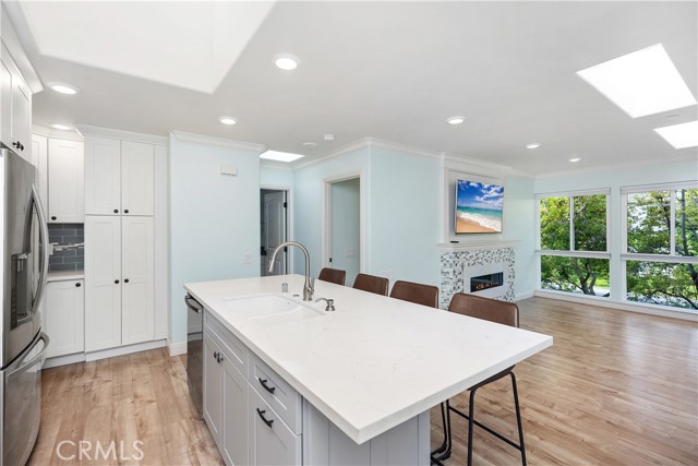 2328 Via Mariposa West, Laguna Woods CA: https://media.crmls.org/medias/a9fd8633-7716-4bf6-9cee-76e0bcdc25ae.jpg