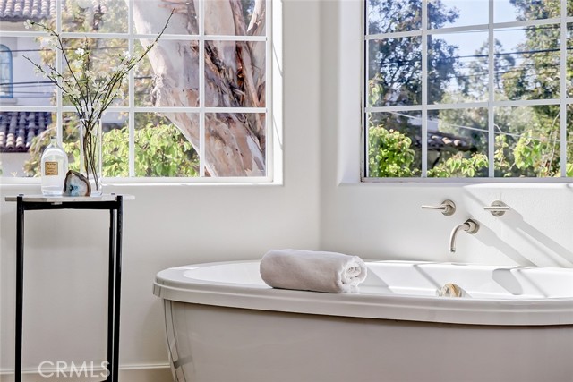 742 31st Street, Manhattan Beach, California 90266, 5 Bedrooms Bedrooms, ,2 BathroomsBathrooms,Residential,Sold,31st,SB22034184