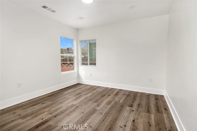 Detail Gallery Image 9 of 17 For 309 S Myrtle, Bakersfield,  CA 93304 - 3 Beds | 1 Baths