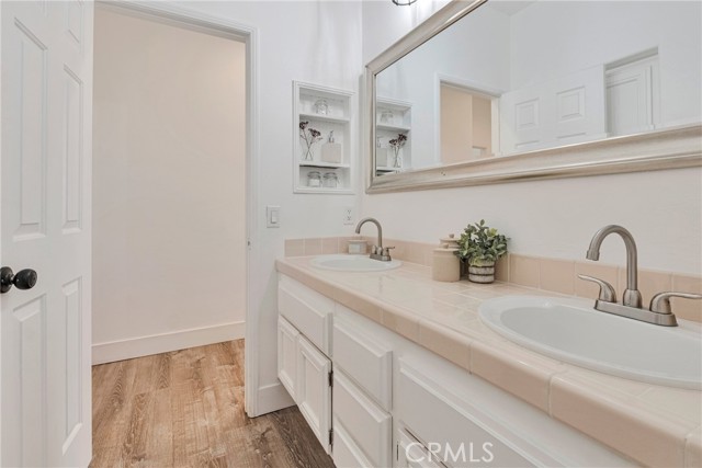 Detail Gallery Image 22 of 33 For 14310 Platt Ct, Canyon Country,  CA 91387 - 3 Beds | 2 Baths