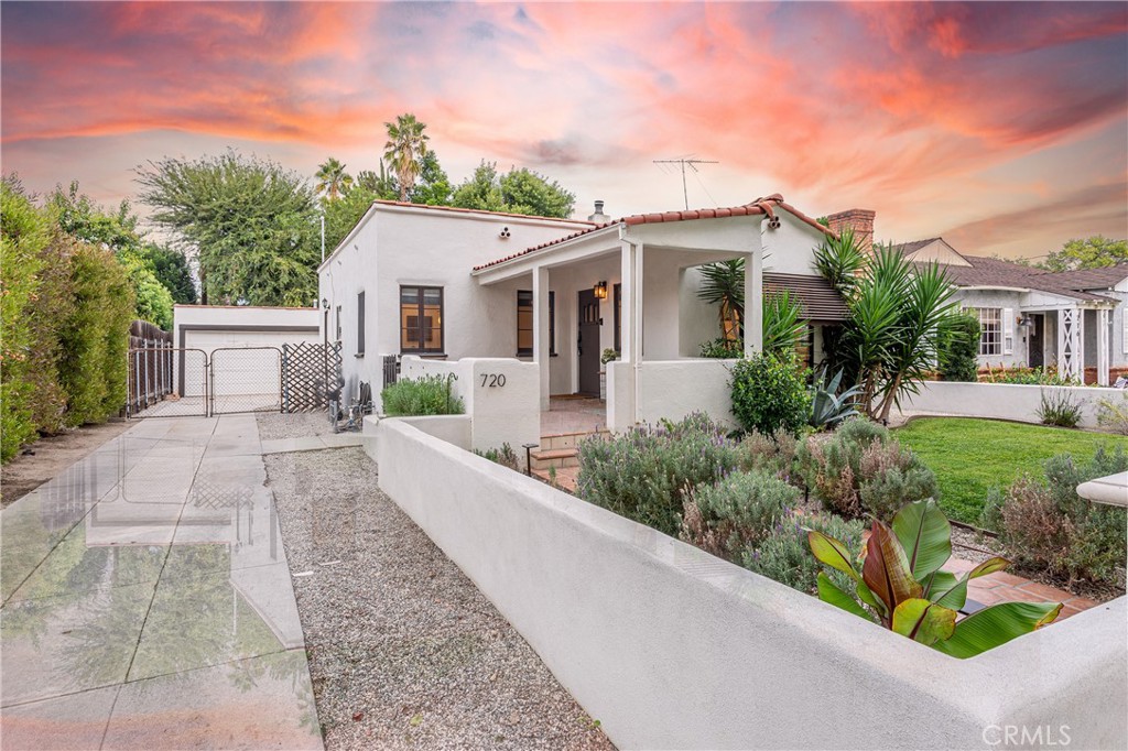 720 N Catalina Street, Burbank, CA 91505