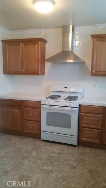 43 Ximeno Avenue, Long Beach CA: https://media.crmls.org/medias/aa00212b-9672-4677-80e9-660d8844bdb3.jpg