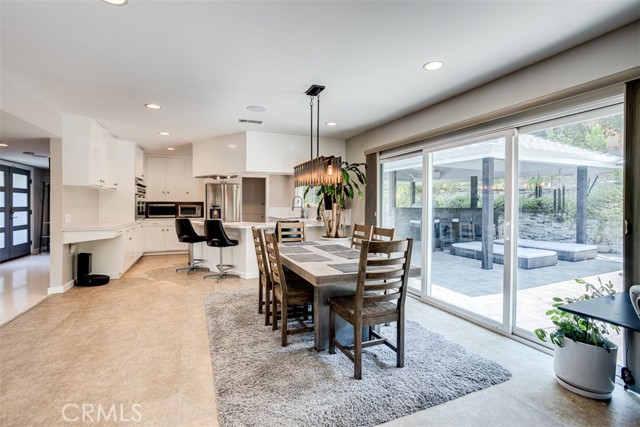 Detail Gallery Image 11 of 43 For 10034 La Canada Way, Shadow Hills,  CA 91040 - 2 Beds | 2 Baths