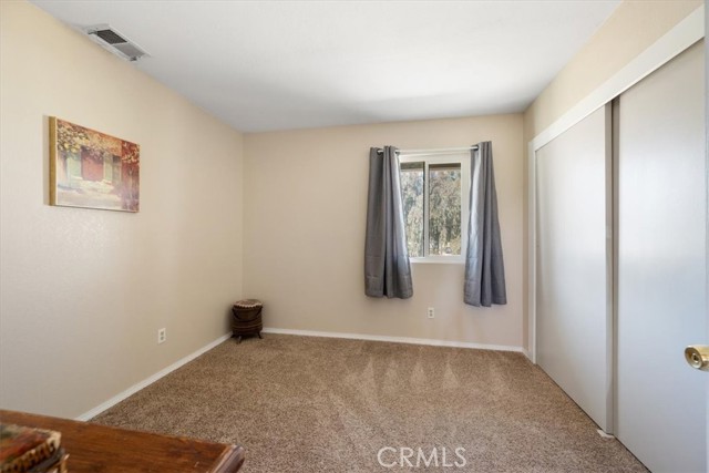Detail Gallery Image 17 of 33 For 5640 Whispering Oak Way, Paso Robles,  CA 93446 - 4 Beds | 3 Baths