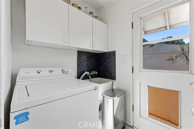 Detail Gallery Image 10 of 27 For 6524 Forbes, Lake Balboa,  CA 91406 - 3 Beds | 2 Baths