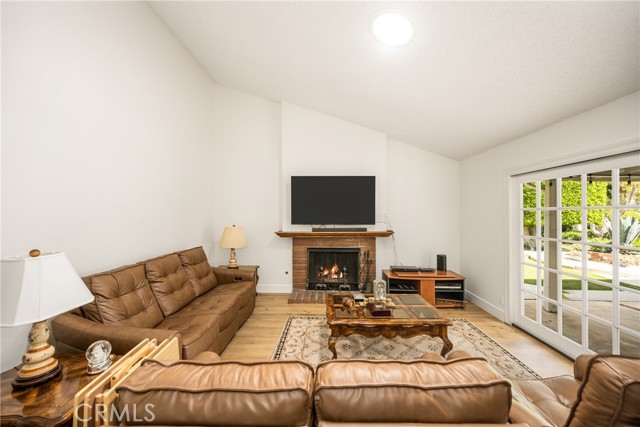 property-img