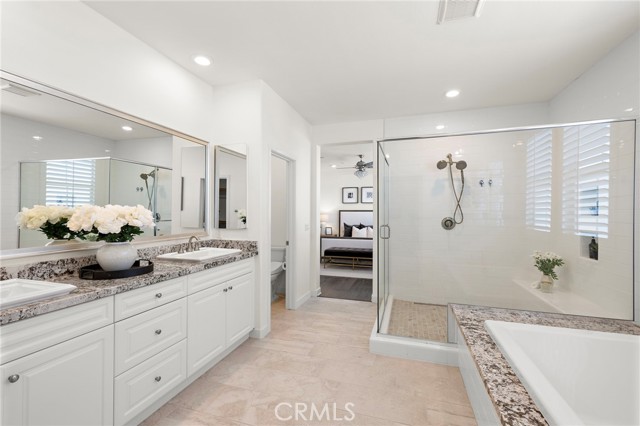 103 Aims, Irvine CA: https://media.crmls.org/medias/aa044ed4-b69e-4023-aa3c-f9b6d52df795.jpg