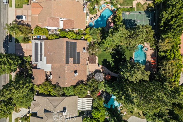 19222 Mayall Street, Northridge CA: https://media.crmls.org/medias/aa055b9f-958c-4e42-b675-4cbb194b0f0e.jpg
