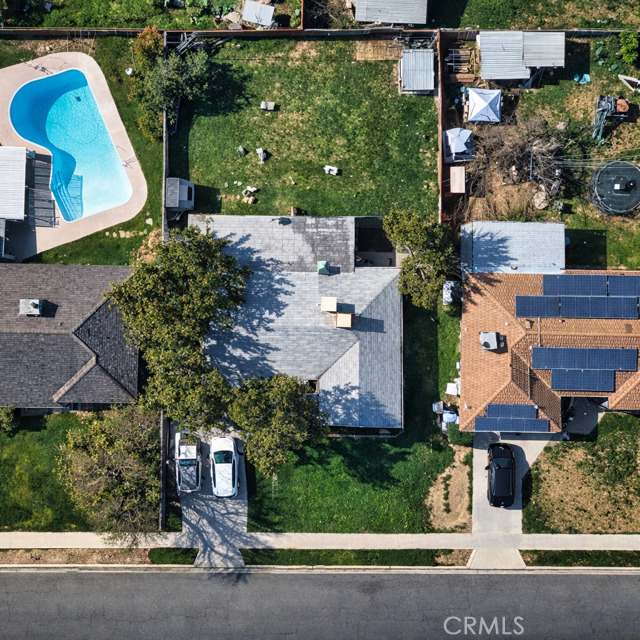 Detail Gallery Image 5 of 30 For 2002 N Woodridge, Hanford,  CA 93230 - 3 Beds | 1 Baths