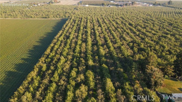 Detail Gallery Image 4 of 9 For 7190 Eucalyptus, Winton,  CA 95388 - 3 Beds | 2 Baths