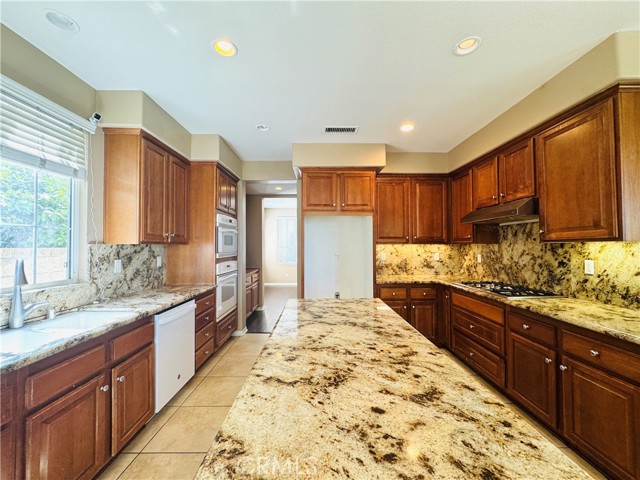 Detail Gallery Image 9 of 30 For 16843 Tamarind Ct, Chino Hills,  CA 91709 - 4 Beds | 2/1 Baths
