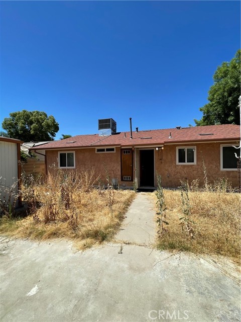 13499 Amigo Avenue, Parlier CA: https://media.crmls.org/medias/aa0755bc-e4a1-4850-9743-e50200264339.jpg