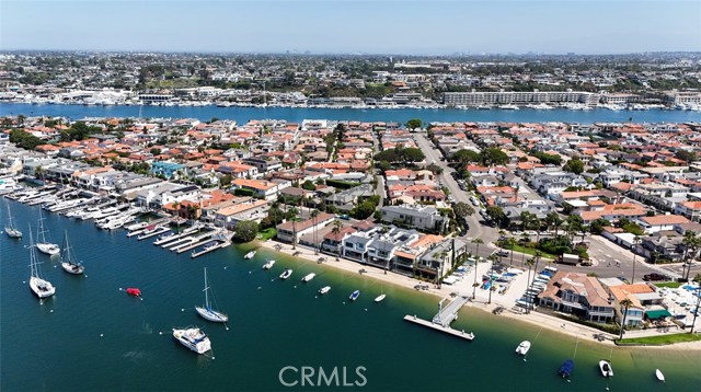 Detail Gallery Image 60 of 68 For 231 via Firenze, Newport Beach,  CA 92663 - 3 Beds | 3/1 Baths