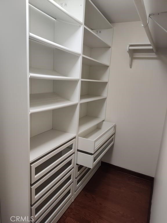 1888 Greenfield Avenue, Los Angeles CA: https://media.crmls.org/medias/aa07c53a-9b69-499a-a61a-bae2989a4a76.jpg