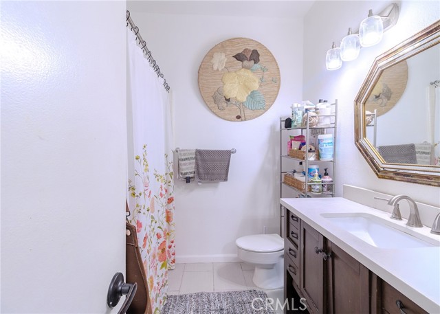 Detail Gallery Image 12 of 24 For 2538 W Macarthur Bld #117,  Santa Ana,  CA 92704 - 2 Beds | 2 Baths
