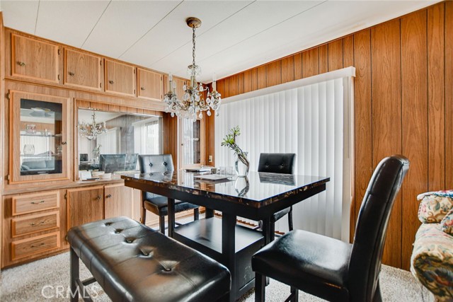 1735 San Leandro Drive, Hemet CA: https://media.crmls.org/medias/aa07c7d8-94df-41a2-8cb5-4745fcc8d414.jpg