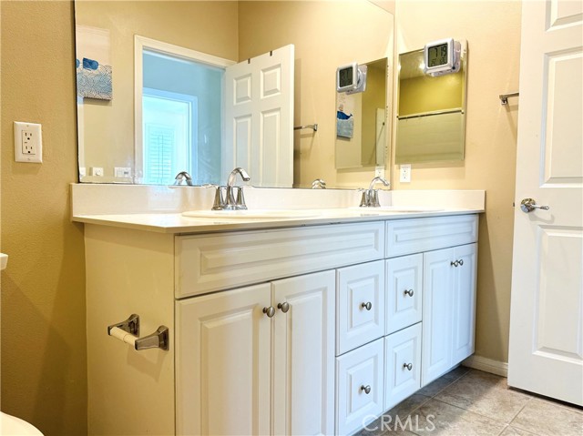110 Desert Bloom, Irvine CA: https://media.crmls.org/medias/aa08ba45-56cc-4360-9bdf-959e4bbfa501.jpg